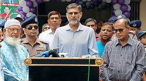 শীর্ষ সন্ত্রাসী ‘তেমন নেই’, বলছেন ডিএমপি কমিশনার