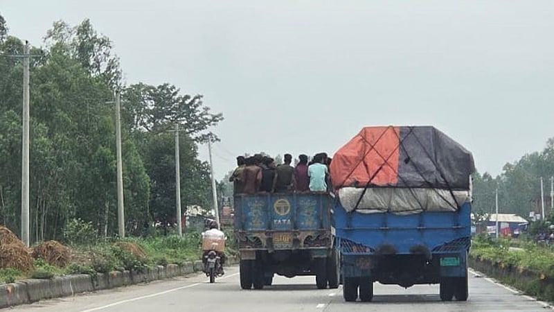 মোটামুটি স্বস্তিতেই সড়কের ঈদযাত্রা শুরু