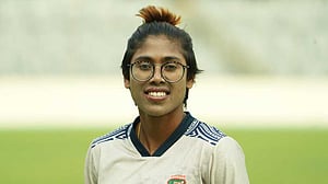 সপ্তম বিশ্বকাপে ফাহিমা, দলে ফিরলেন তাজ
