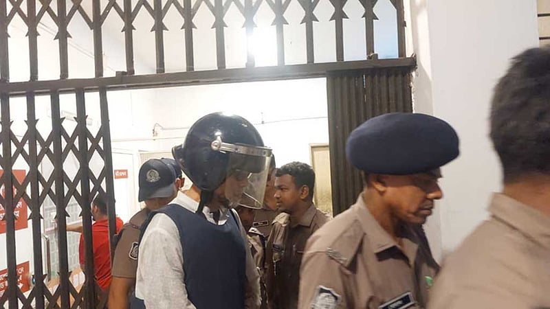 হত্যা মামলায় সাবেক মেয়র আতিকের জামিন নামঞ্জুর