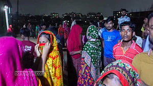 গাজীপুরে তালাবদ্ধ ঘরে গৃহবধূর পোড়া লাশ, স্বামীসহ আটক ২