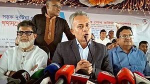 মহাসড়কের পাশে পশুর হাট মানা হবে না: সেতুমন্ত্রী