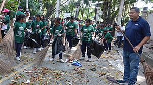 গুলশান সোসাইটির পরিচ্ছন্নতা অভিযান