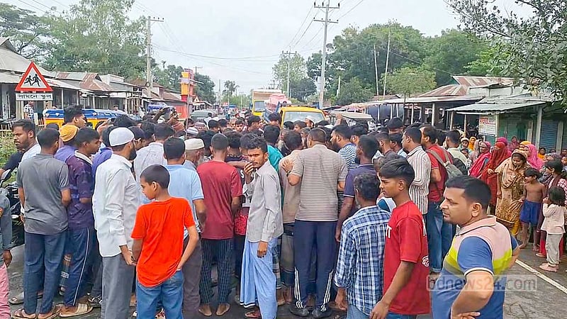 জানাজায় অংশ নিতে বের হয়ে বাস চাপায় প্রাণ হারালেন বৃদ্ধ