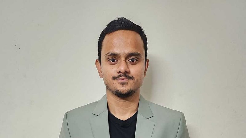 জুনিয়র ছাত্রীর থাপ্পড়: অভিমানে পদত্যাগ করছেন জকসু নেতা জর্জিস