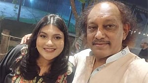 অভিনেত্রী কারিনা কায়সার লাইফ সাপোর্টে