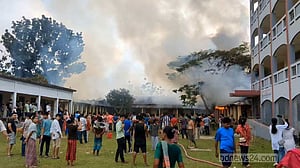 খাগড়াছড়িতে আগুনে পুড়ল বিদ্যালয়ের ১১ কক্ষ