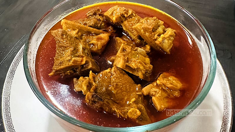জিভে জল আনা খাসির মাংসের ঝোল