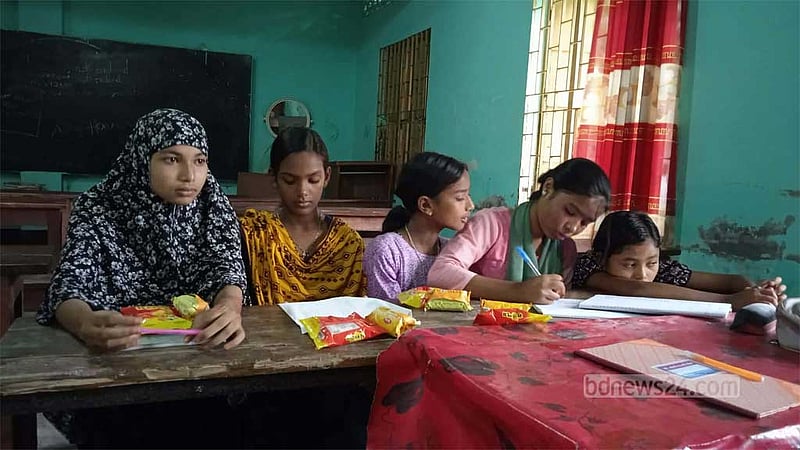 শ্রমিক দিবসেও খোলা কুড়িগ্রামের কিশোর-কিশোরী ক্লাব, শিক্ষকদের ক্ষোভ