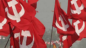 নতুন ভারতের জন্য নতুন ভাষা খুঁজতে হবে বামপন্থীদের