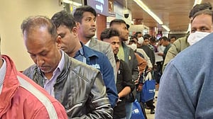 লিবিয়া থেকে ফিরলেন আরো ১৭০ বাংলাদেশি