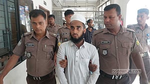 মাদ্রাসায় শিশুর ঝুলন্ত লাশ: ধর্ষণের অভিযোগে গ্রেপ্তার শিক্ষার্থী রিমান্ডে