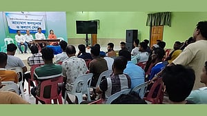 মামিগিলি দ্বীপে প্রবাসীদের সঙ্গে হাই কমিশনারের সভা