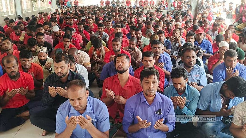 বেনাপোলে শোভাযাত্রা ও দোয়ার মধ্য দিয়ে মে দিবস উদযাপিত