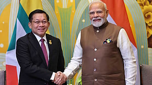 দায়িত্ব নেওয়ার পর প্রথম বিদেশ সফরে ভারত যাচ্ছেন মিয়ানমারের প্রেসিডেন্ট মিন অং হ্লাইং