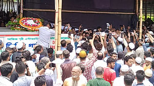 কেউ মারা গেলে তার দল থাকতে পারে না: মোশাররফের জানাজা নিয়ে মেয়র শাহাদাত