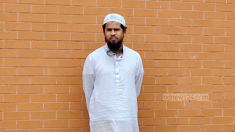 ‘ধর্ষণে’ অন্তঃসত্ত্বা ১১ বছরের ছাত্রী: নেত্রকোণার সেই মাদ্রাসা শিক্ষক রিমান্ডে