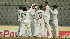 পাকিস্তানের বিপক্ষে টেস্ট জেতায় প্রধানমন্ত্রীর অভিনন্দন