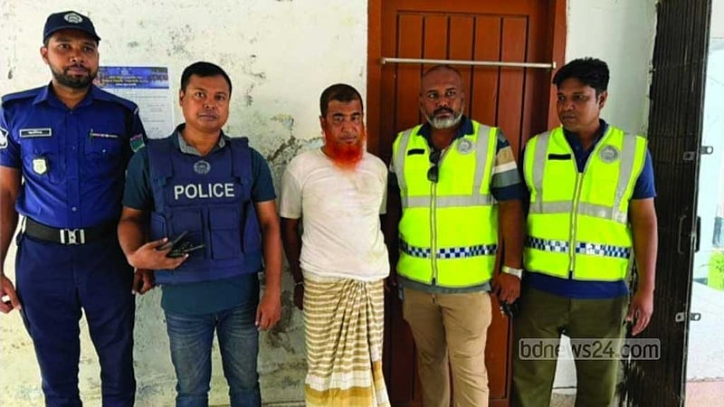 নড়াইলে শিশুকে যৌন নিপীড়নের অভিযোগে ইমাম গ্রেপ্তার