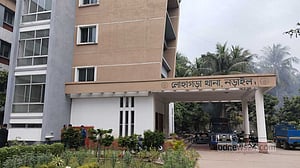 নড়াইলে আওয়ামী লীগের ১২২ জনের বিরুদ্ধে নাশকতার মামলা