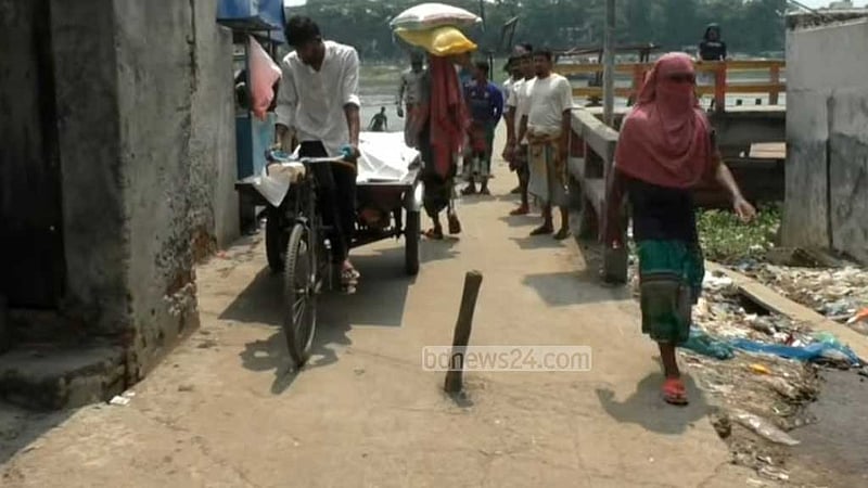 নারায়ণগঞ্জে শীতলক্ষ্যা নদী থেকে অজ্ঞাত ব্যক্তির লাশ উদ্ধার