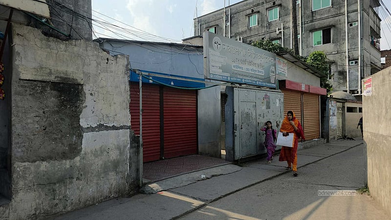 নারায়ণগঞ্জে ‘কাউন্সিলরের’ ২ বাড়িতেই ৩১৮ ভোটার, অস্বাভাবিক বলছে ইসি