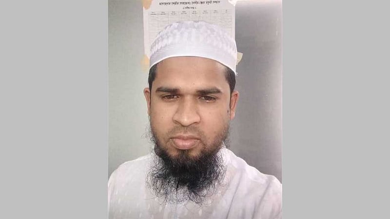 নেত্রকোণায় ছাত্রী ‘ধর্ষণ’: টাকা দিয়ে মীমাংসা চেয়েছিলেন সেই মাদ্রাসা শিক্ষক