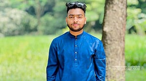 নোয়াখালীতে অটোরিকশায় এসে গুলি, হাসপাতালে জামায়াত কর্মী