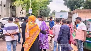 নরসিংদীতে ছোট ভাইয়ের ছুরিকাঘাতে যুবক নিহতের অভিযোগ