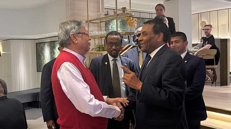 লন্ডনে রাষ্ট্রপতির সঙ্গে সুদানের প্রধানমন্ত্রীর সাক্ষাৎ