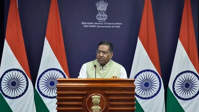 পুশব্যাক: ‘অবৈধ অভিবাসী’ প্রত্যাবাসন প্রক্রিয়ায় ঢাকার দ্রুত সহযোগিতা চায় ভারত