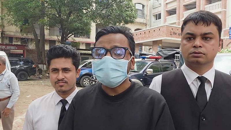 চাকরির সাক্ষাৎকারের নামে ডেকে নিয়ে ‘মারধর’, প্রযোজকের নামে মামলা