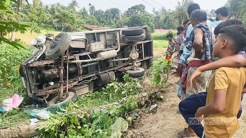 সাতক্ষীরার পিকআপ ও মোটরসাইকেলের সংঘর্ষে নিহত ২