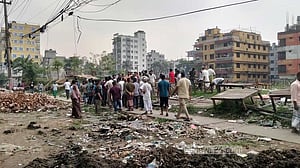 সাভারে সরকারি জমির সীমানা প্রাচীর ভাঙচুর-দখলচেষ্টার অভিযোগ