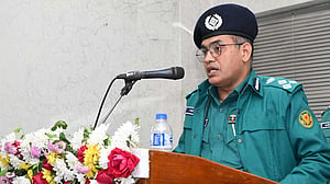 ডিএমপির ভারপ্রাপ্ত কমিশনারের দায়িত্বে নজরুল ইসলাম