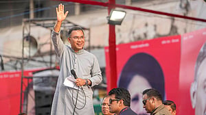 ছবিতে নয়া পল্টনের শ্রমিক সমাবেশ