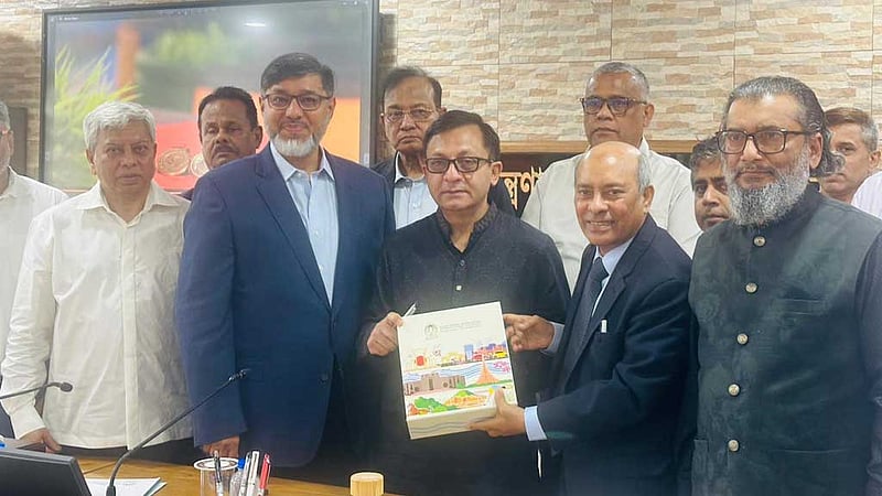 সৌদি আরবে রপ্তানি বাড়াতে ‘খাতভিত্তিক পরিকল্পনা চান বাণিজ্যমন্ত্রী’