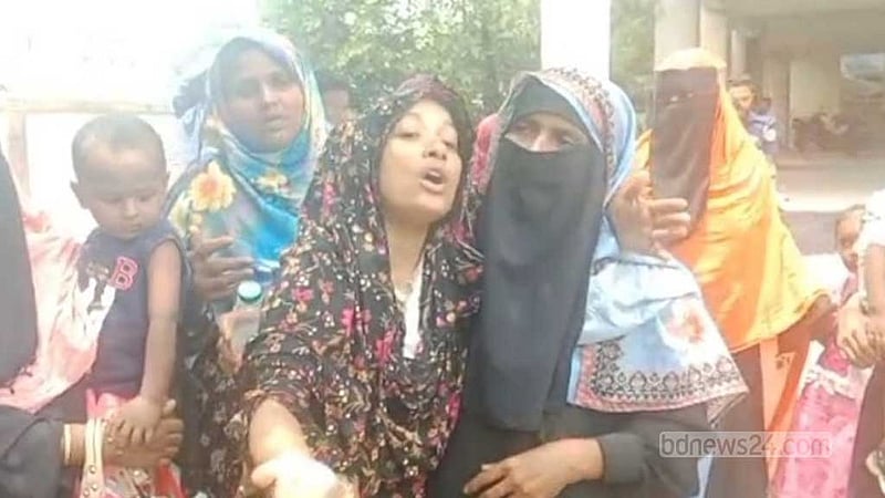 ভোলায় গাছ থেকে নারিকেল পাড়া নিয়ে সংঘর্ষে নিহত ১