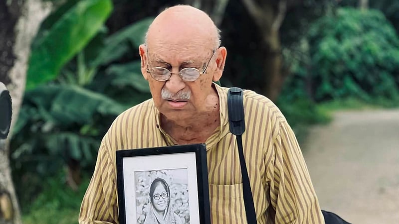 আবুল হায়াতের ‘সাড়ে তিন হাত মাটি’