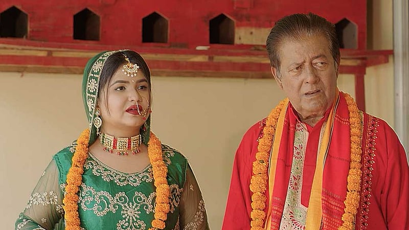 ভাইরাল হতে কী কী করা সম্ভব? দেখাবে ‘আমরা ভাইরাল’ নাটক