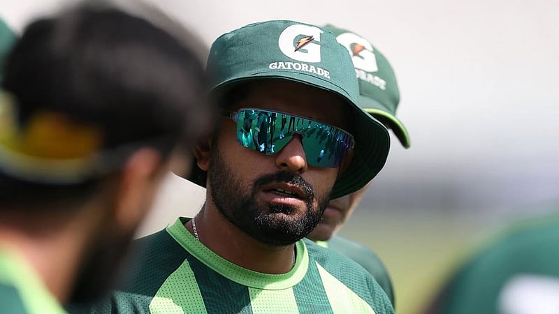 দলে রদবদলের বিষয়ে ‘কিছুই জানতেন না’ বাবর