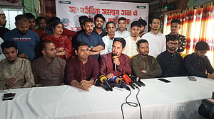 শেখ হাসিনার মৃত্যু এ দেশে হবে না, কবরও হবে না: সারজিস