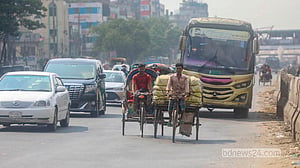 ব্যাটারি রিকশা মহাসড়কে, উল্টোপথেও