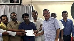 ঠাকুরগাঁও-১: বিএনপির মনোনয়ন ফরম নিলেন মির্জা ফখরুলের ভাইসহ ৩ জন