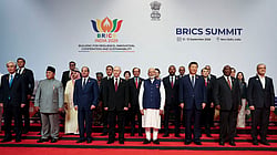 ব্রিকস সম্মেলন: ডলারের বিকল্প, নাকি বহুমুদ্রাভিত্তিক বিশ্বের সূচনা?