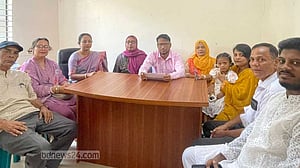 চর্যাপদ সাহিত্য একাডেমির ‘দোনাগাজী পদক’ পেলেন সাত লেখক-শিল্পী
