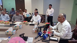দেশে ডিসেম্বর পর্যন্ত জ্বালানি তেলের ‘সংকট হবে না’: বিপিসি চেয়ারম্যান