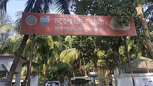 কক্সবাজারে ঝড়ে ট্রলার ডুবিতে ২ জেলে নিহত, নিখোঁজ ২