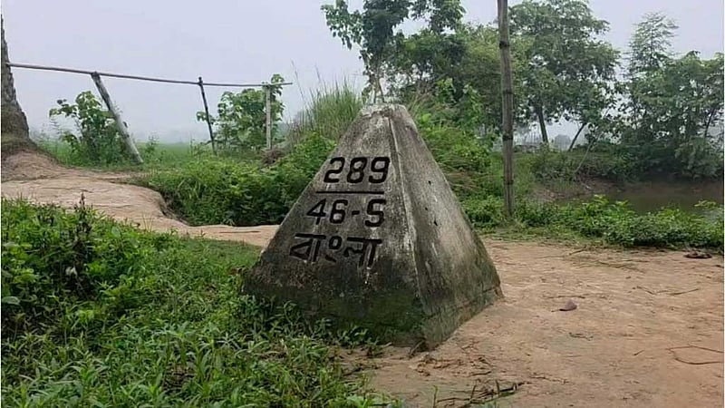 দিনাজপুর সীমান্তে ‘পুশ ইনের’ চেষ্টা, বিজিবি ও গ্রামবাসীর বাধায় ব্যর্থ