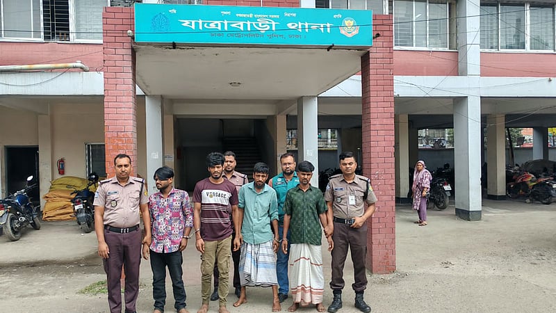 জমির বিরোধেই কদমতলীতে ব্যবসায়ীকে গুলি করে হত্যার চেষ্টা, গ্রেপ্তার ৫